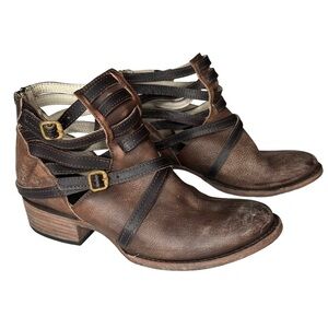 Freebird By Steven “Stair” Strappy Leather Booties. Size 7